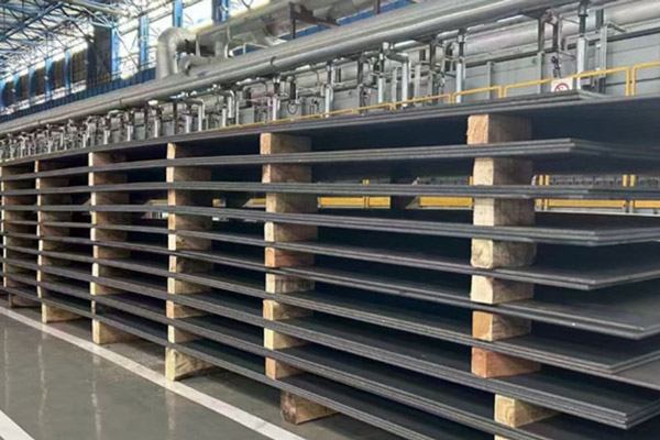 沈阳铺路钢板租赁厂家探讨铺路钢板的应用优势